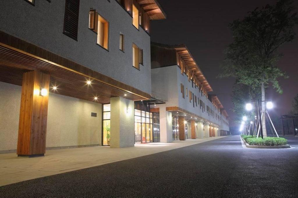 Brook Hotel Hangzhou Bagian luar foto
